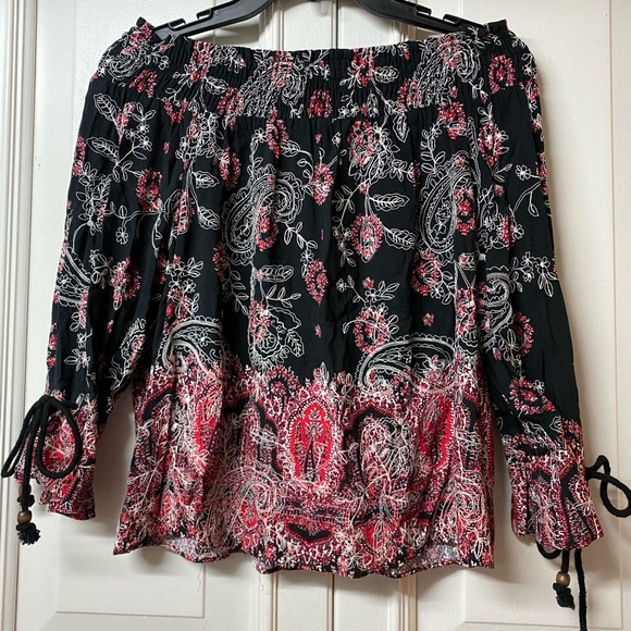 ZARA NEW Blouse Beautiful Design - Picture 5 of 11